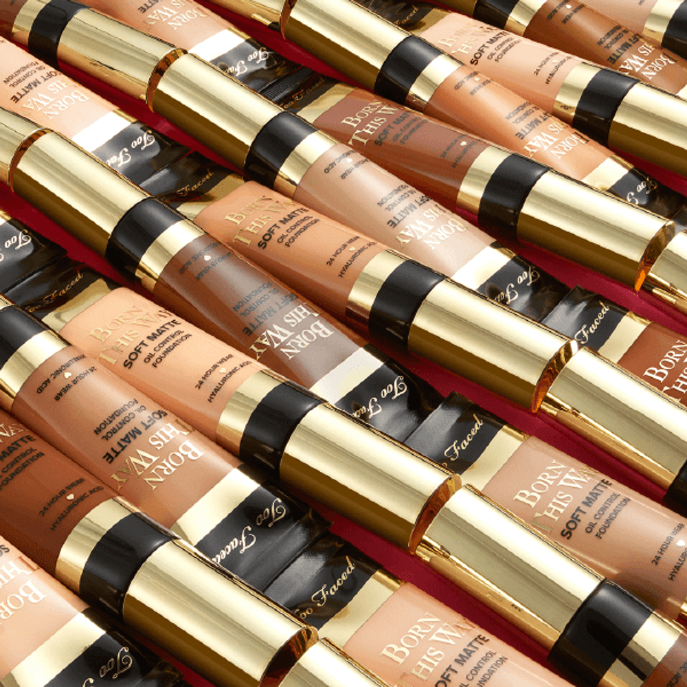 Too Faced Born This Way Soft Matte Foundation Caramel, foto 5