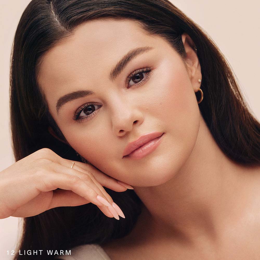 Rare Beauty True to Myself Natural Matte Longwear Foundation 31 Medium Deep Neutral, foto 4