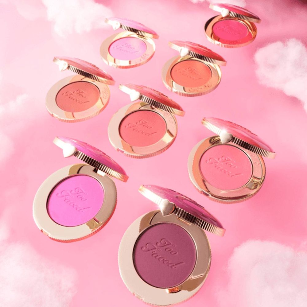 Too Faced Cloud Crush Blush Head In The Clouds, foto 7